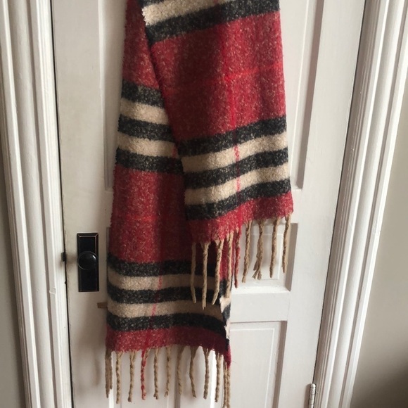 LAON Fashion Red Cream Black Chunky Oversized Soft Acrylic Tassel Scarf - Picture 1 of 7